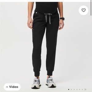 Figs Zamora Maternity Jogger Scrub Pants™